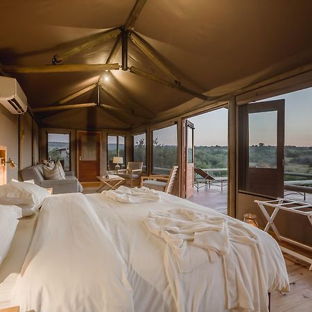 Hlosi Game Lodge - Amakhala Game Reserve Buyskloof Экстерьер фото